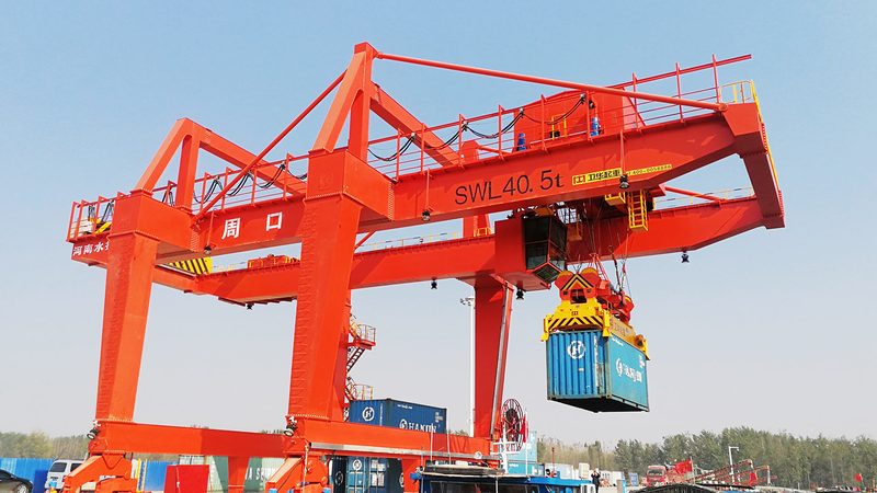 铁路集装箱门式起重机型号解析：关键参数与选型逻辑